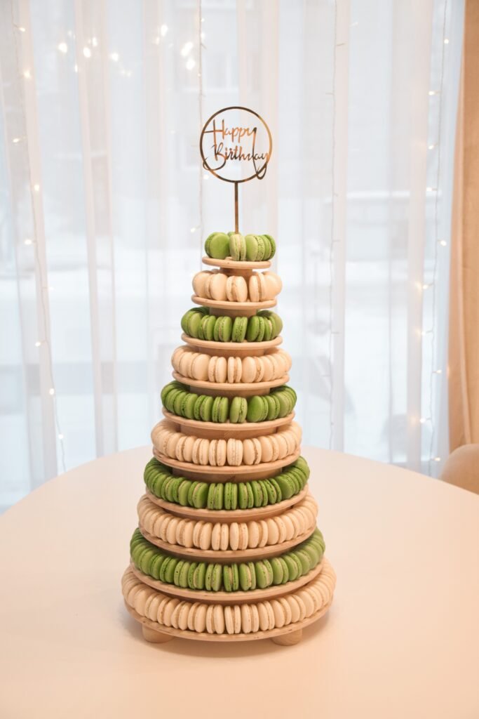 Macaron Tower green macarons christmas tree event macaron presentation and serving ideas